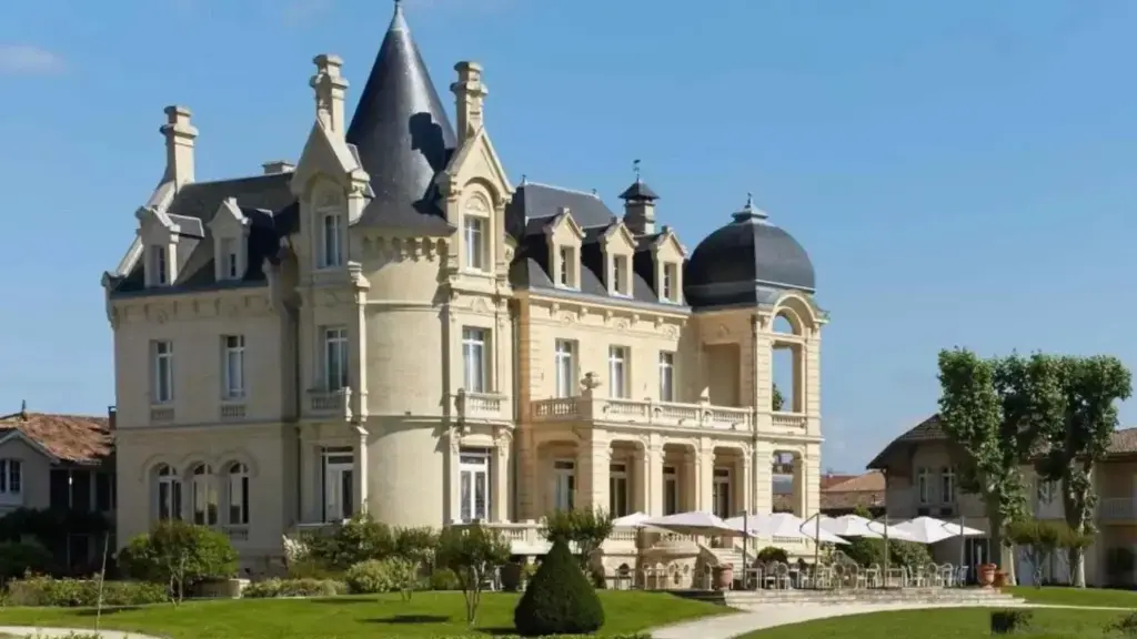 Saint-Emilion & Pomerol: Saint-Emilion & Pomerol: