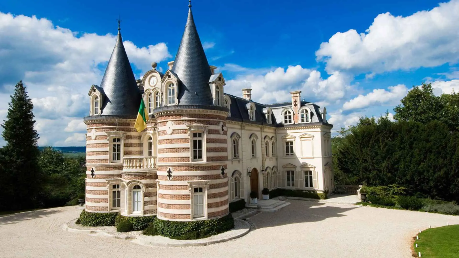 France, Champagne, Château Comtesse Lafond France, Champagne, Château Comtesse Lafond