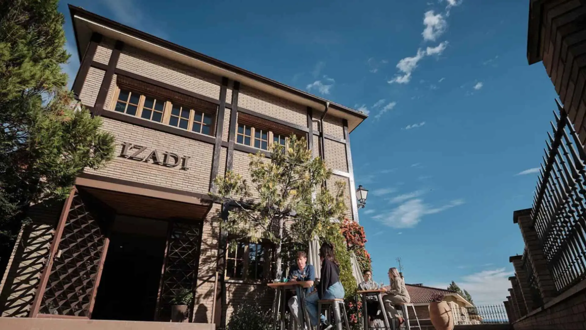 Bodegas Izadi Bodegas Izadi