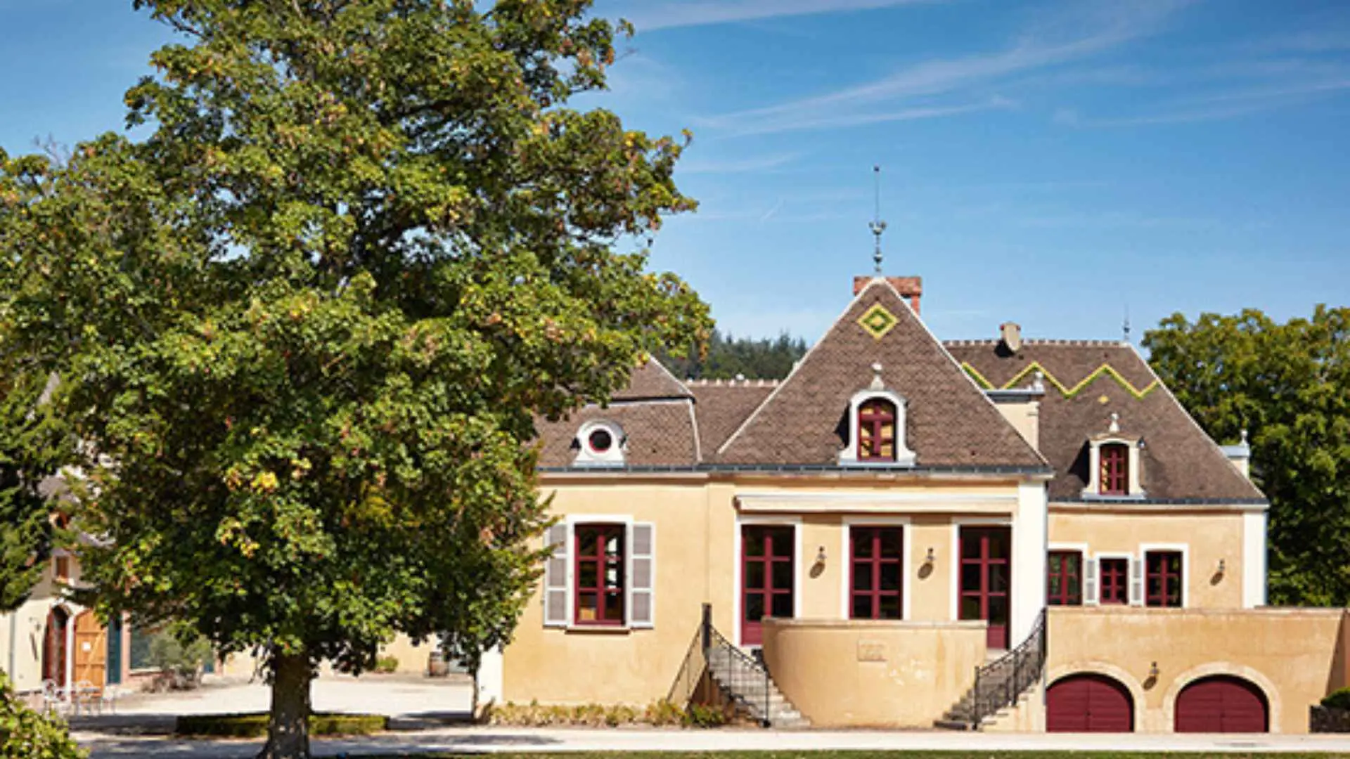 Antonin Rodet winery buildilng, an old house with a very distinct look.