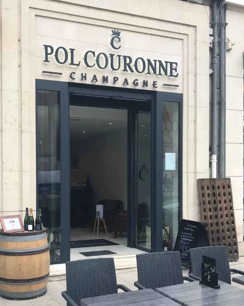 Pol Couronne, boutique.webp