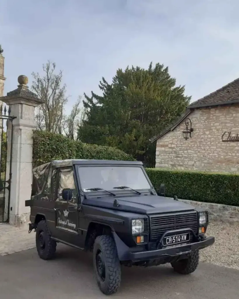 Château de Chamirey jeep tour in the vineyards.webp