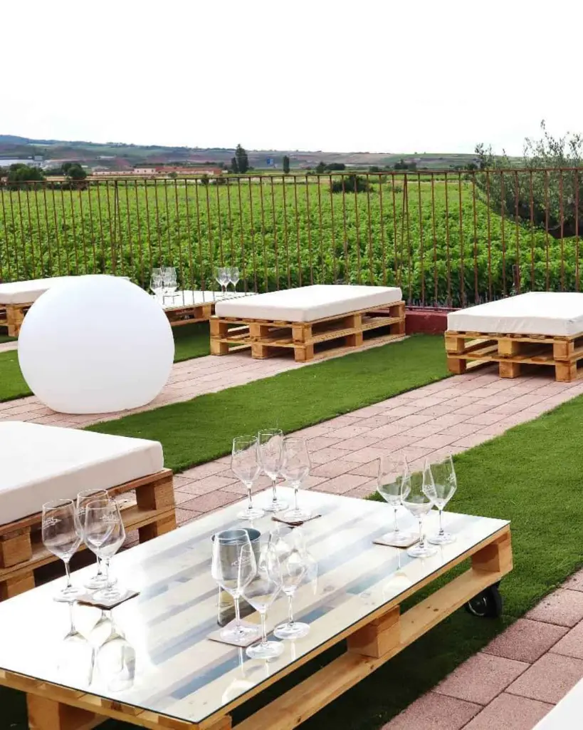 Bodegas Corral outdoor seating.webp