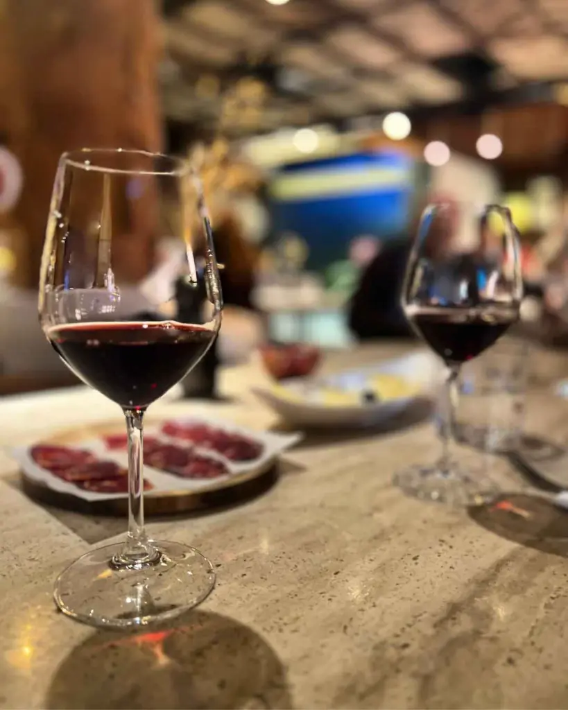 Loli winery wine experience .webp