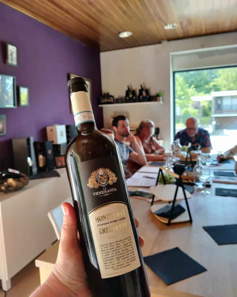 La Veneranda, wine tasting experience.webp