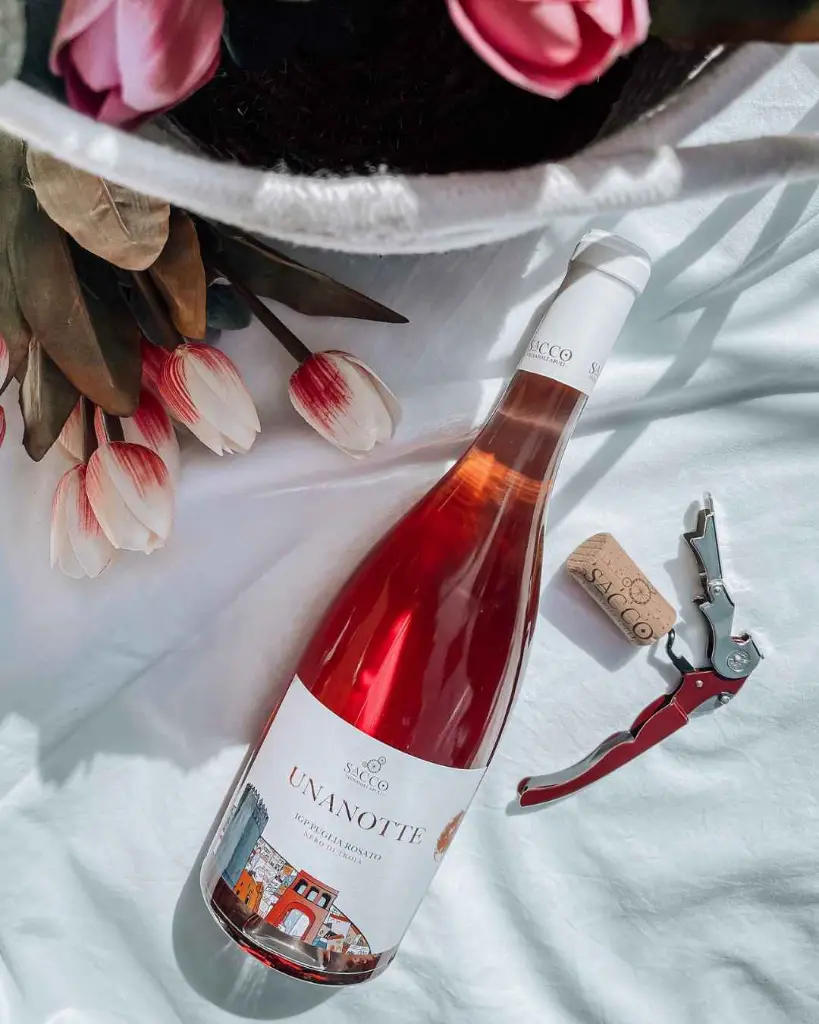 Sacco Vignaioli Apuli, Unanotte rose.webp