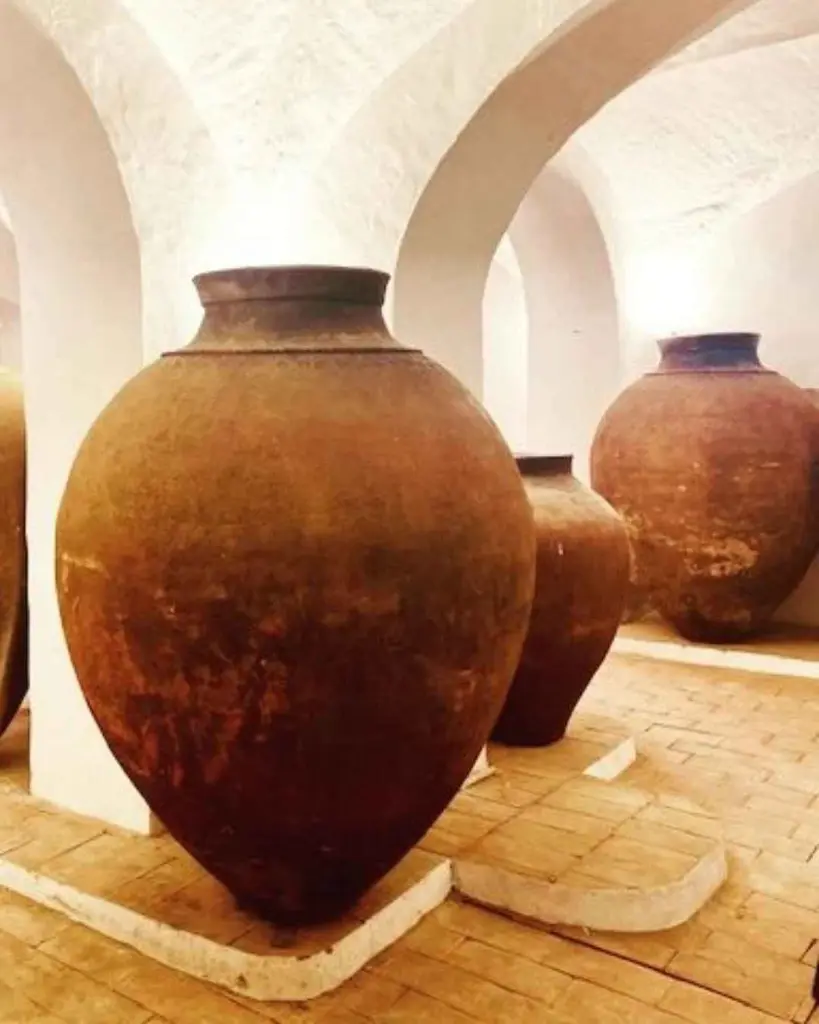 Gerações Da Talha, cellar visit.webp