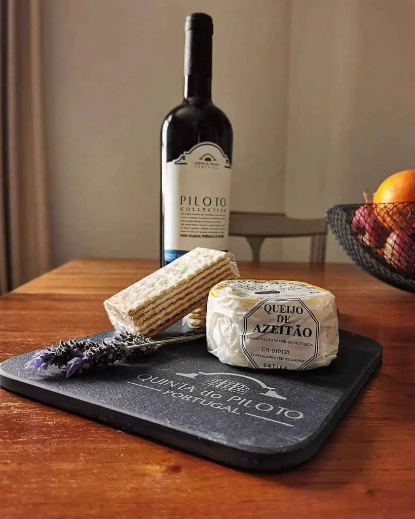 Quinta do Piloto, wine and cheese pairing.webp