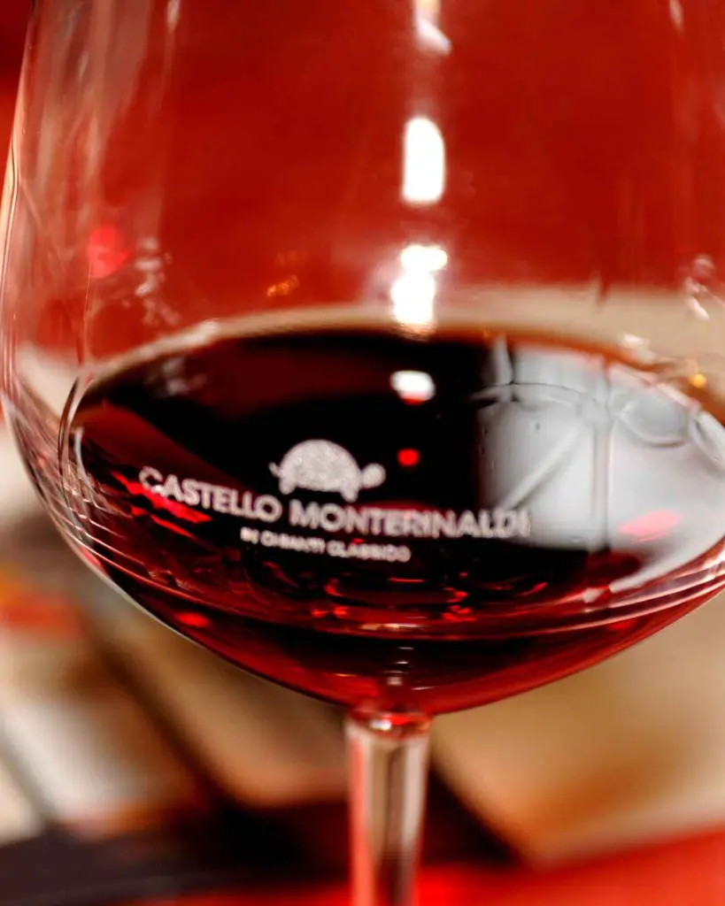 Signature Tasting experience in Tuscany.webp
