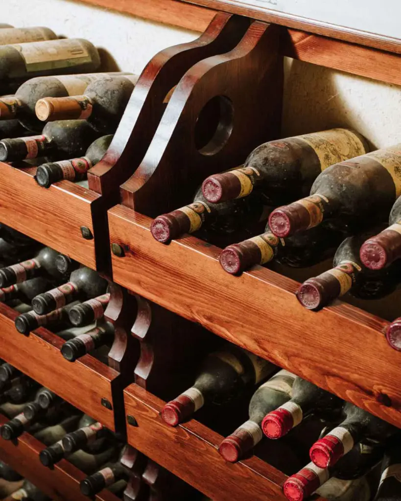 A Tavola Quercia al Poggio wines.webp