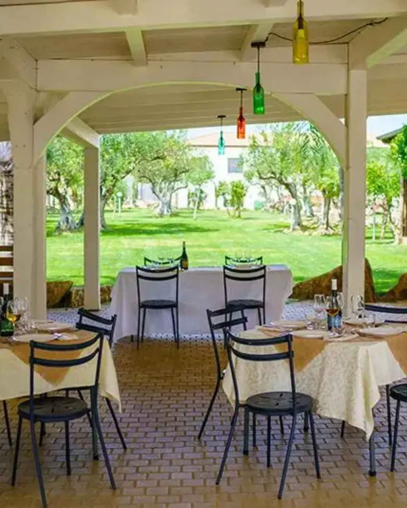 Augustali Winery, veranda.webp