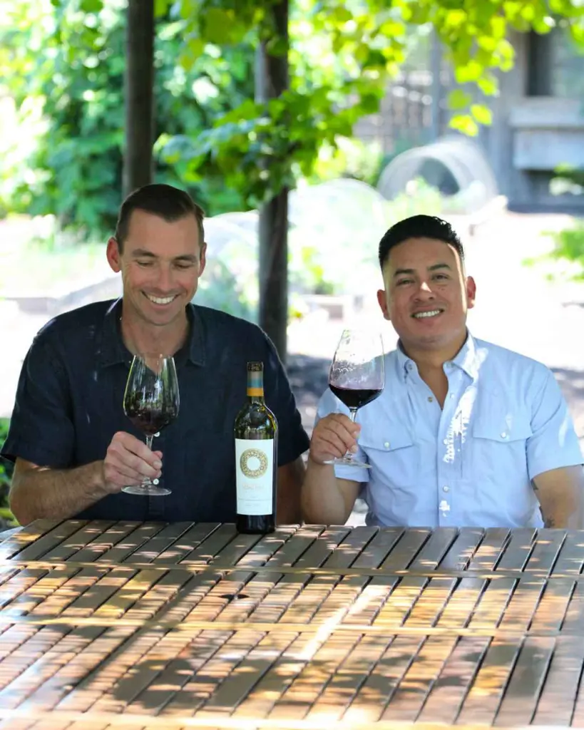 tasting-vino-olio-napa-round-pond-winery.webp
