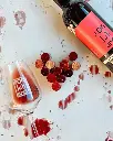 bodega-son-juliana-red-wine-tasting.webp