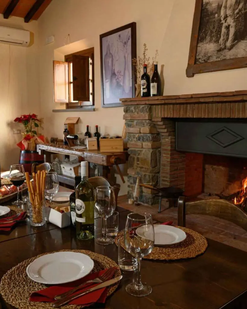 cozy-wine-tasting-tuscany-livorno.webp