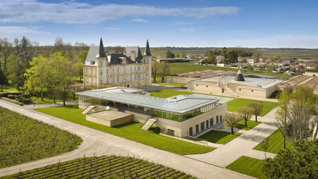 private-tour-saint-emilion-medoc-visit-tasting-winery-medoc.webp