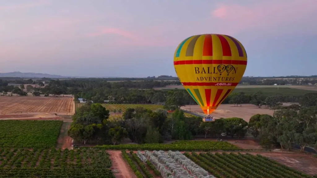 australia-barossa-valley-two-day-hot-air-balloon-wine-experience-accommodation.webp
