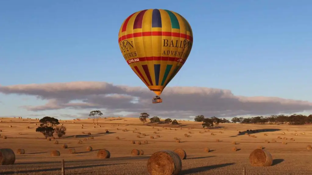australia-barossa-valley-two-day-hot-air-balloon.webp