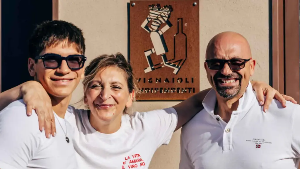 Italy, Abruzzo, Chieti - Winery Tour with Wine and Food Tasting in Chieti