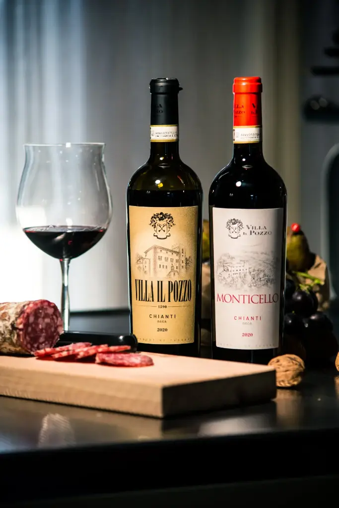 Italy, Tuscany, Villa Il Pozzo - Wine Tasting and Cellar's Tour