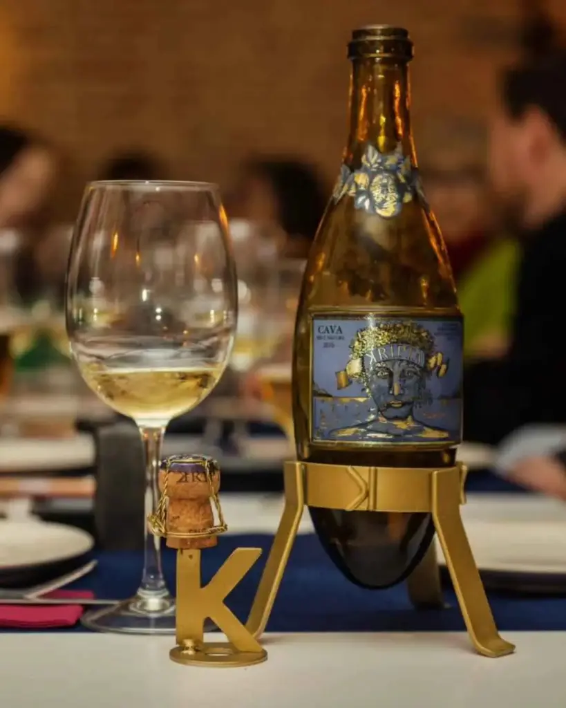 Spain, Catalonia, Celler Kripta - Reserva Tour