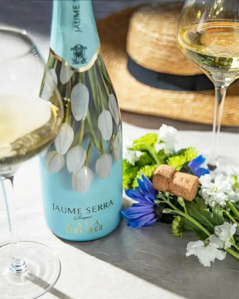 Spain, Catalonia, Bodega Jaume Serra - Visit Jaume Serra