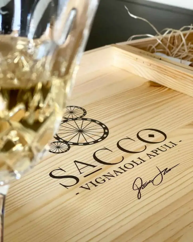 Italy, Apulia, Sacco Vignaioli Apuli - Premium visit with tasting of 3 wines and aperitivo