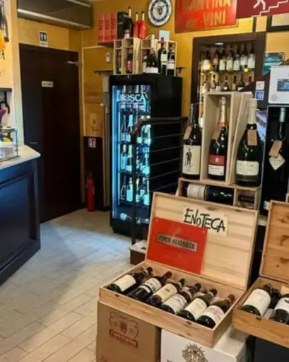 Italy, Piedmont, Torino - Piedmontese Tapas with Wine Tasting in Turin