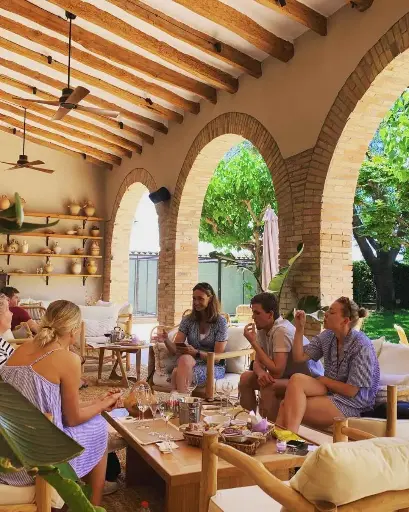 Spain, Catalonia, Cava Oriol Rossell - Discover Oriol Rossell