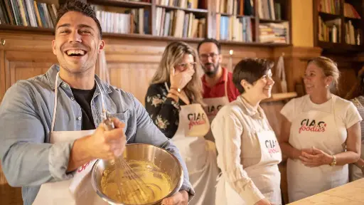 Italy, Tuscany, Florence, Small Group Pizza & Gelato Making Class With Unlimited Wine 