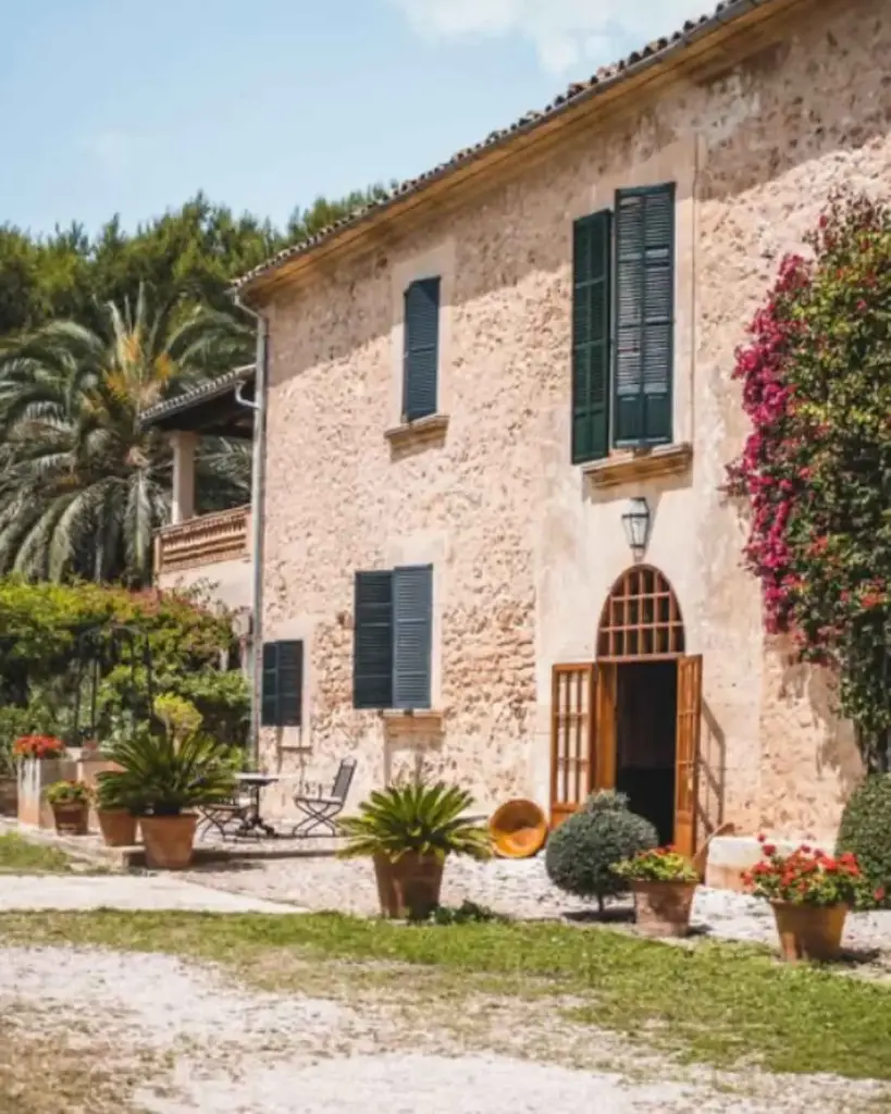 Spain, Balearic Islands, Oliver Moragues - Complete Visit, Tasting and Appetizers.